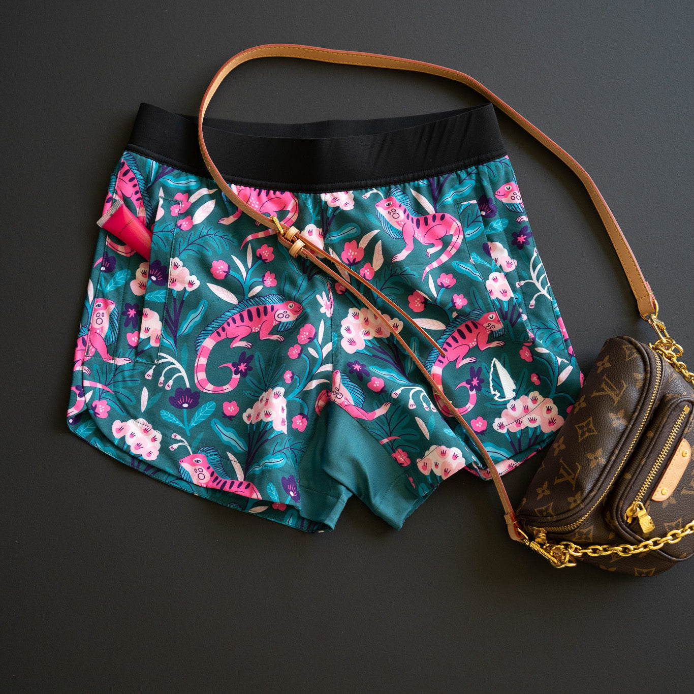 Women's V2 Athletic Shorts -  La Femme Iguana