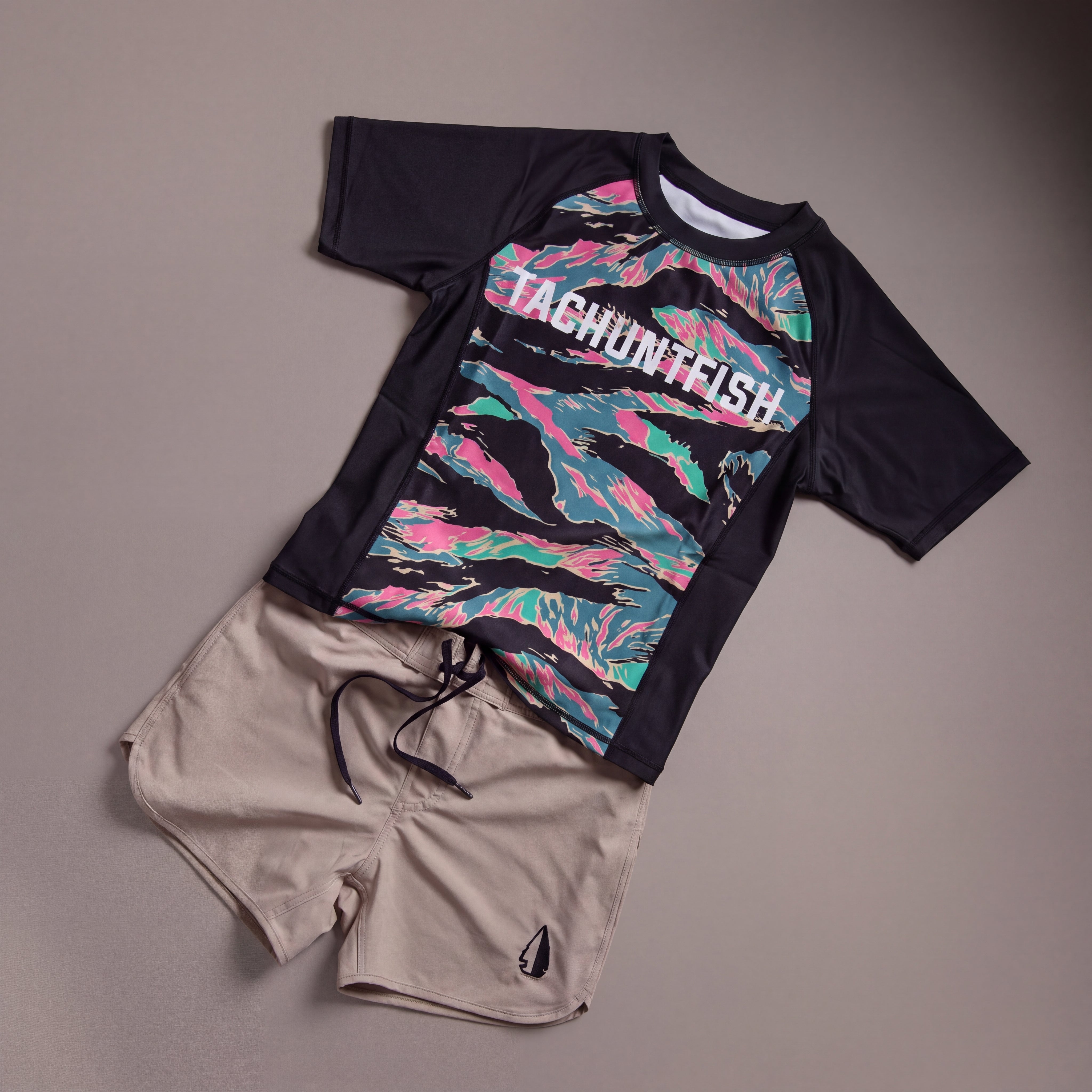 Rash Guard - Retro Tigré S/S